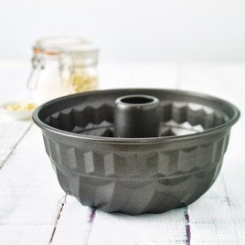 Stalowa forma babka wielkanocna z kominem - pojemność 2,7 litra | BIRKMANN EASY BAKING